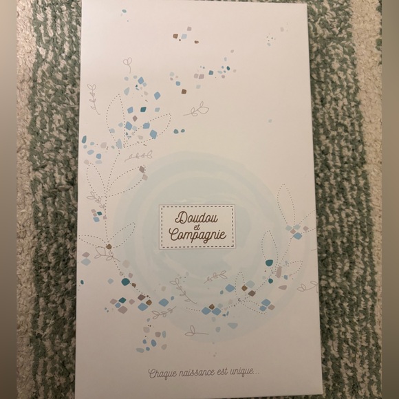 Beautiful Doudou et Campagnie baby bunny - Picture 2 of 4